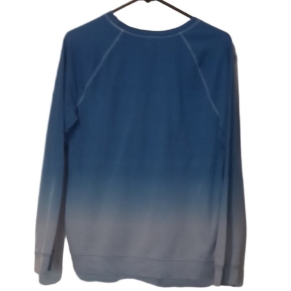 🌺blue And light Blue Long Sleeve Top - Picture 2 of 10